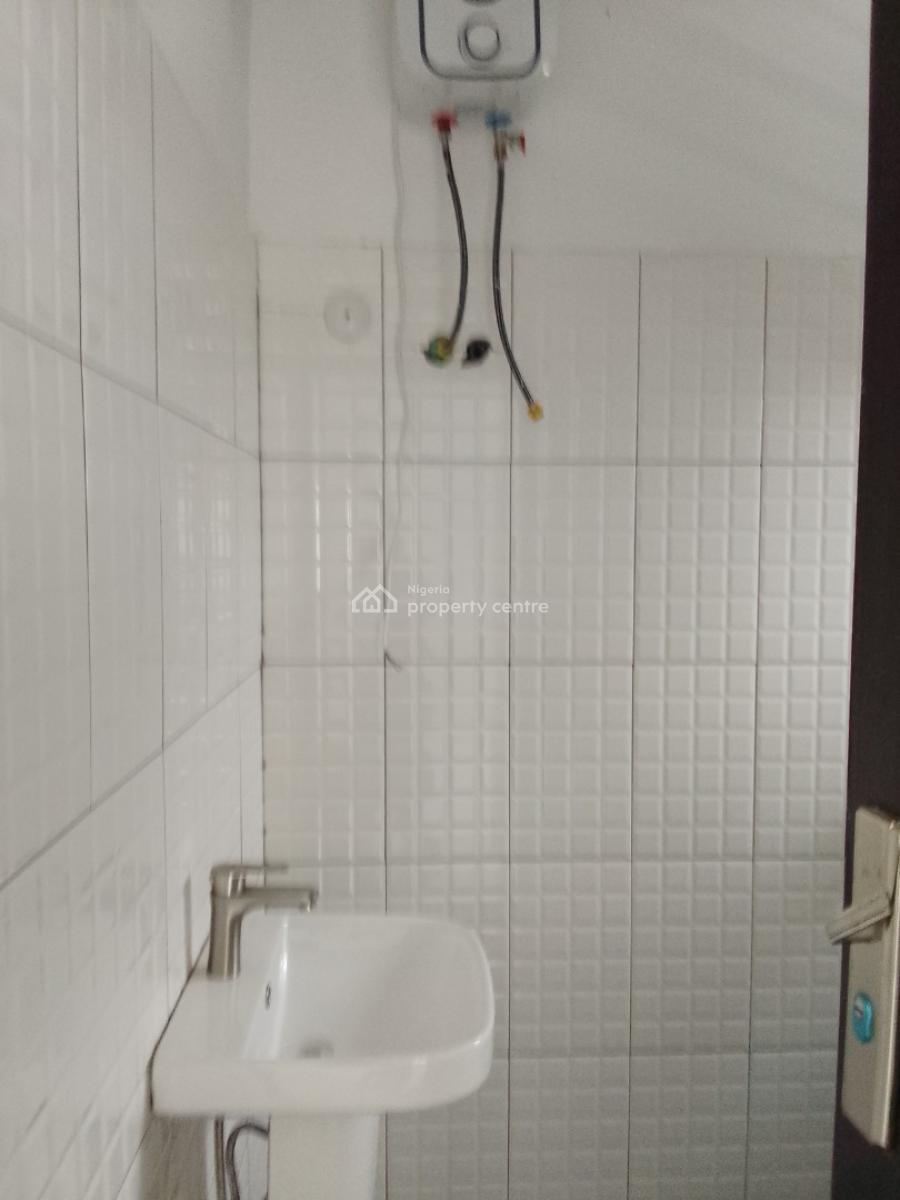 Spacious 3 Bedroom Flat, Otunla, Kajola., Lakowe, Ibeju Lekki, Lagos, Flat / Apartment for Rent