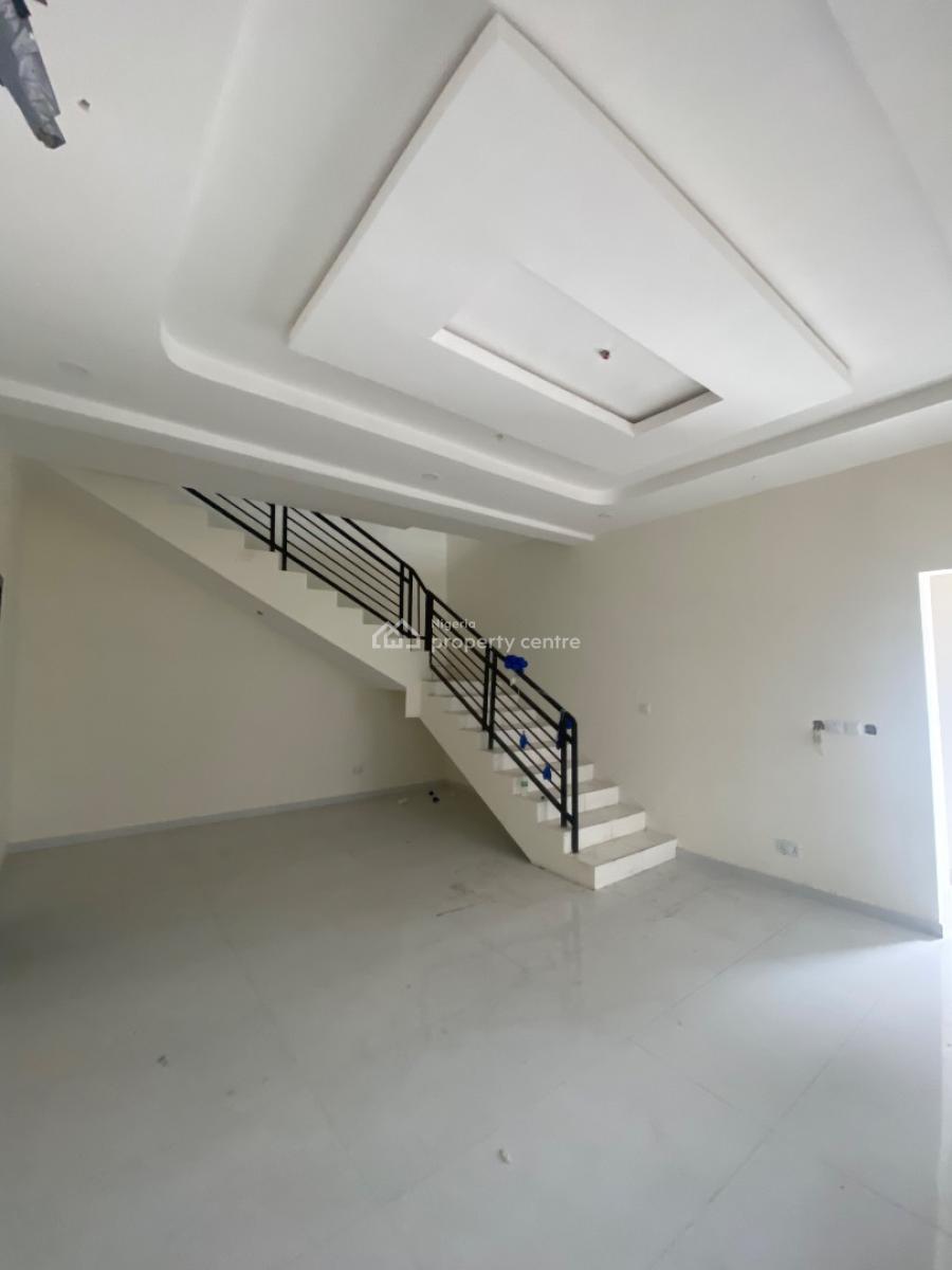 4 Bedroom Duplex, Crest Court Close to Skymall Sangotedo, Ajah, Lagos, Detached Duplex for Rent