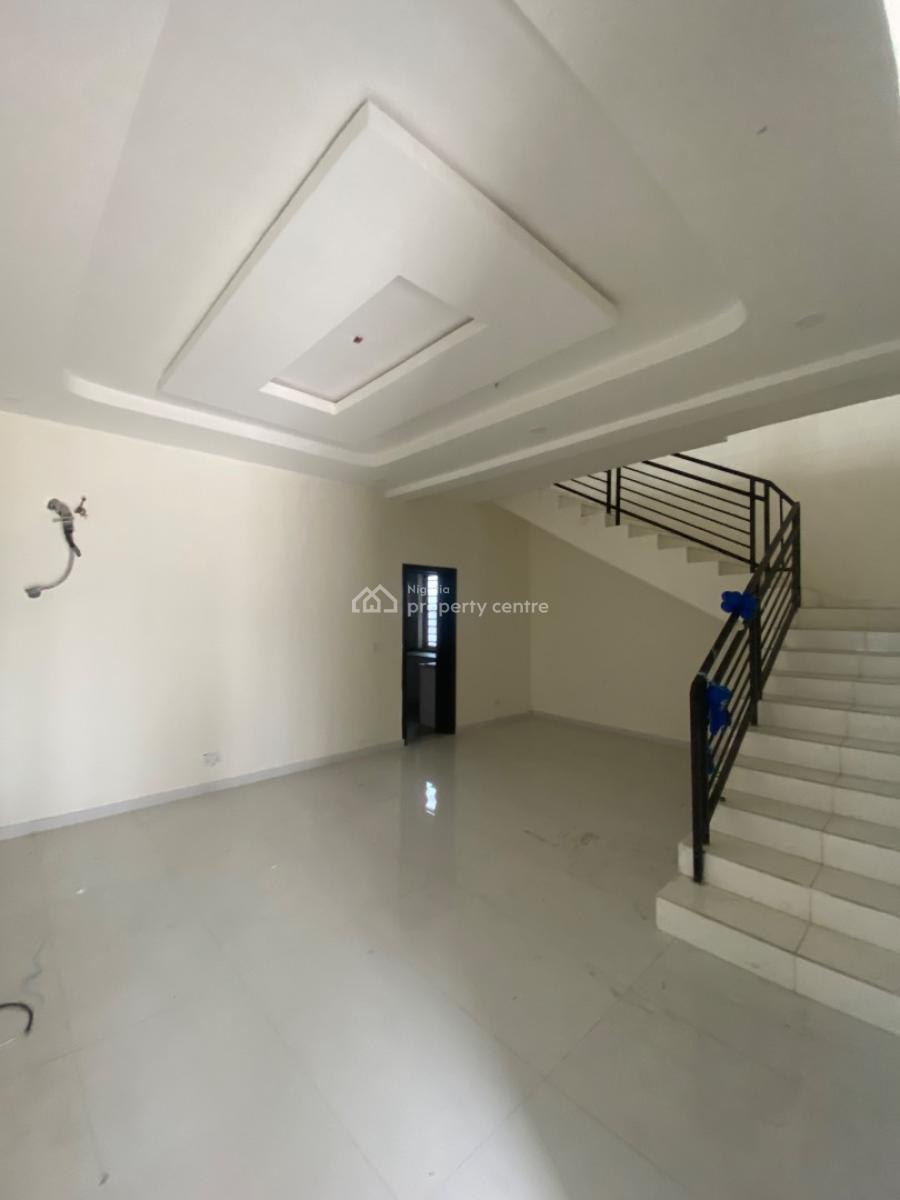 4 Bedroom Duplex, Crest Court Close to Skymall Sangotedo, Ajah, Lagos, Detached Duplex for Rent