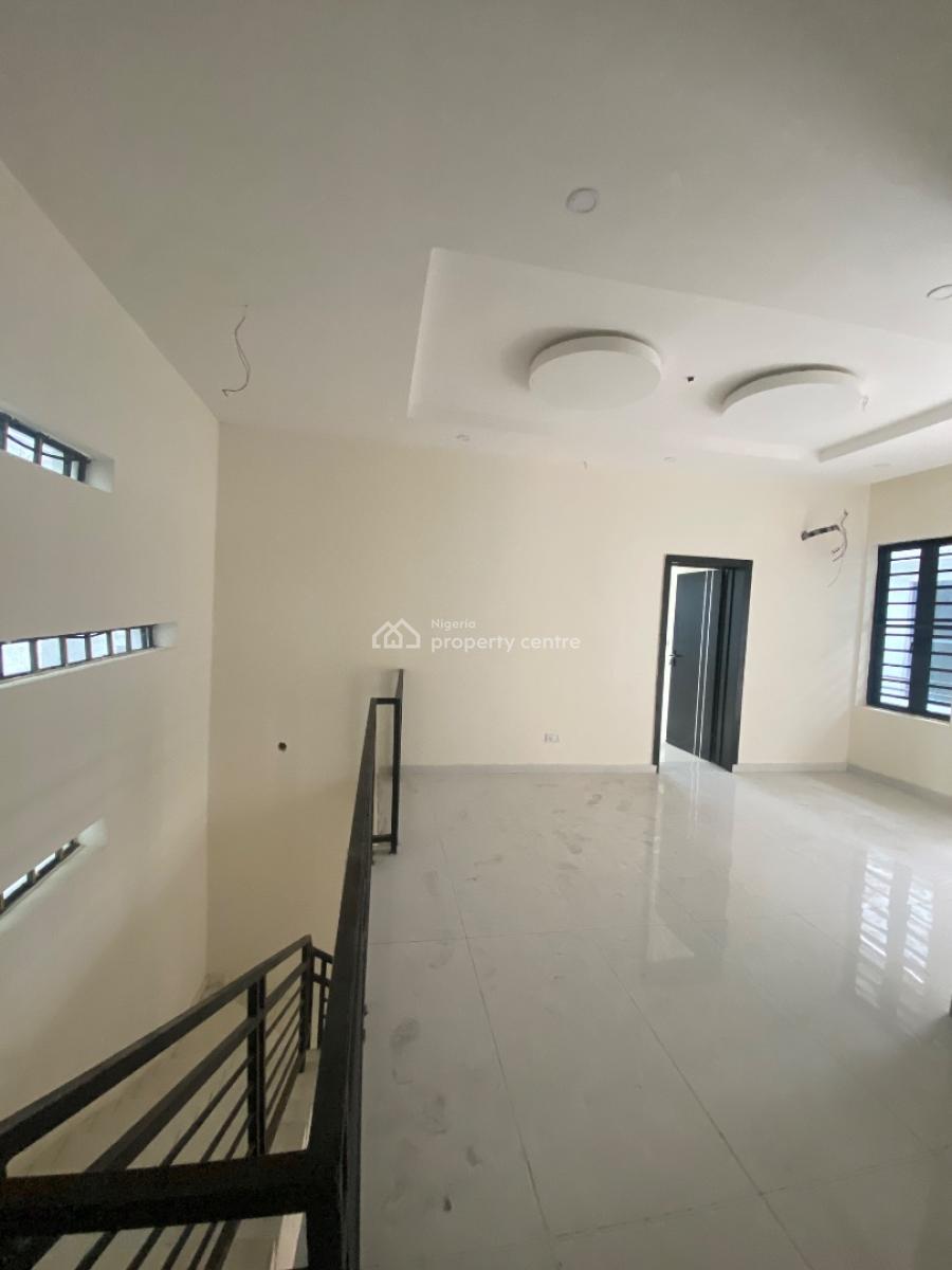 4 Bedroom Duplex, Crest Court Close to Skymall Sangotedo, Ajah, Lagos, Detached Duplex for Rent