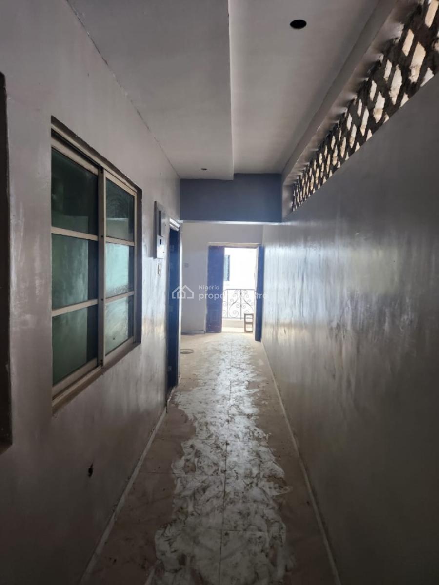 Beautiful 2 Bedroom Flat, Aerodrome Estate, Samonda, Ibadan, Oyo, Flat / Apartment for Rent