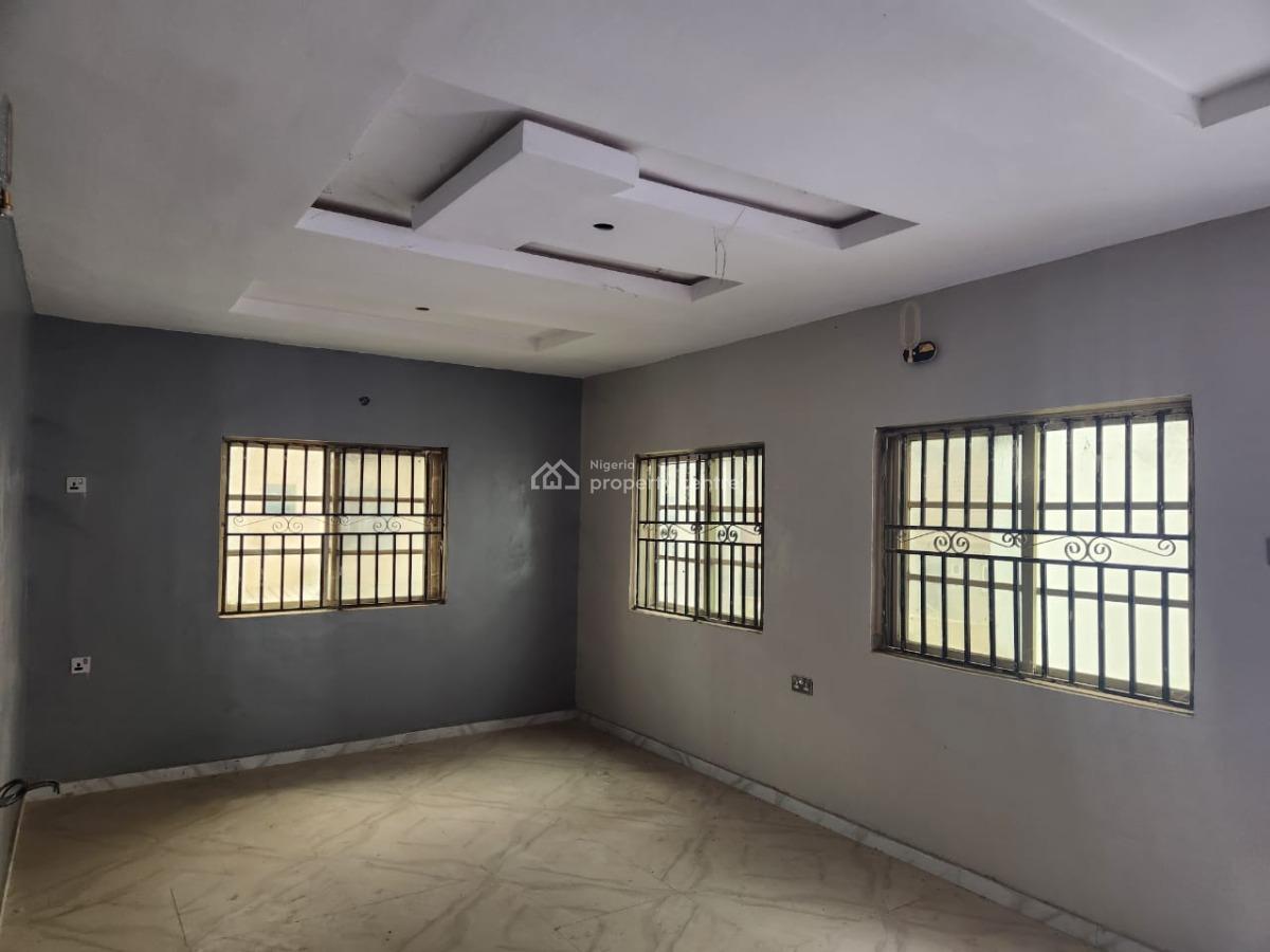 Beautiful 2 Bedroom Flat, Aerodrome Estate, Samonda, Ibadan, Oyo, Flat / Apartment for Rent