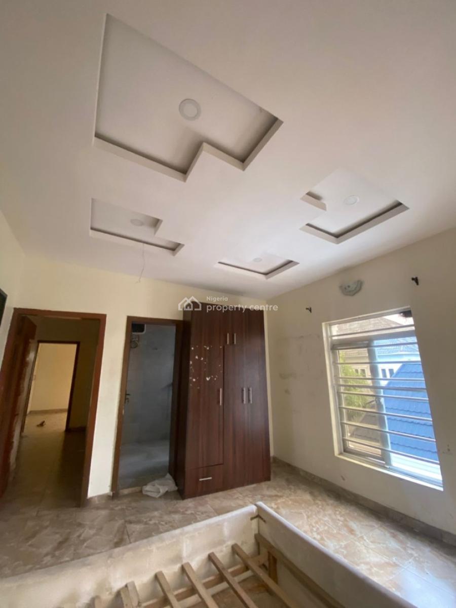 Sharp 3 Bedroom Apartment  Upstairs in Sangotedo Ajah., United Estate Sangotedo, Sangotedo, Ajah, Lagos, Flat / Apartment for Rent