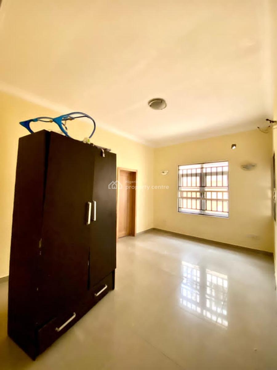Luxury Spacious 3 Bedroom with Excellent Facilities, Chevron Drive, Lekki, Lagos, Flat / Apartment for Rent