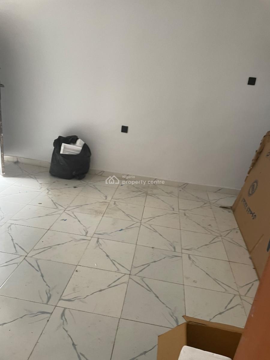 Miniflat, Off Pedro Road, Shomolu, Lagos, Mini Flat (room and Parlour) for Rent