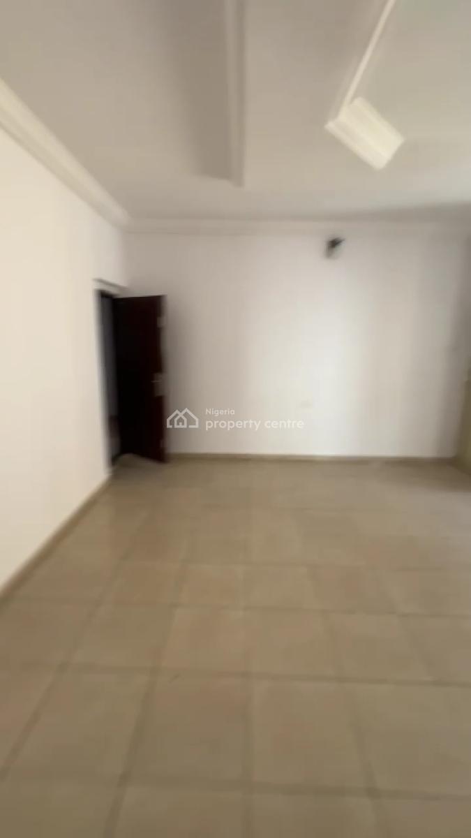 Massive 3 Bedrooms Flat Upstairs, Ocean Palm Estate, Sangotedo, Ajah, Lagos, Flat / Apartment for Rent