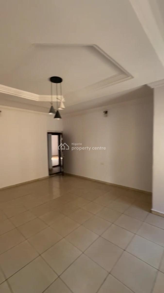 Massive 3 Bedrooms Flat Upstairs, Ocean Palm Estate, Sangotedo, Ajah, Lagos, Flat / Apartment for Rent