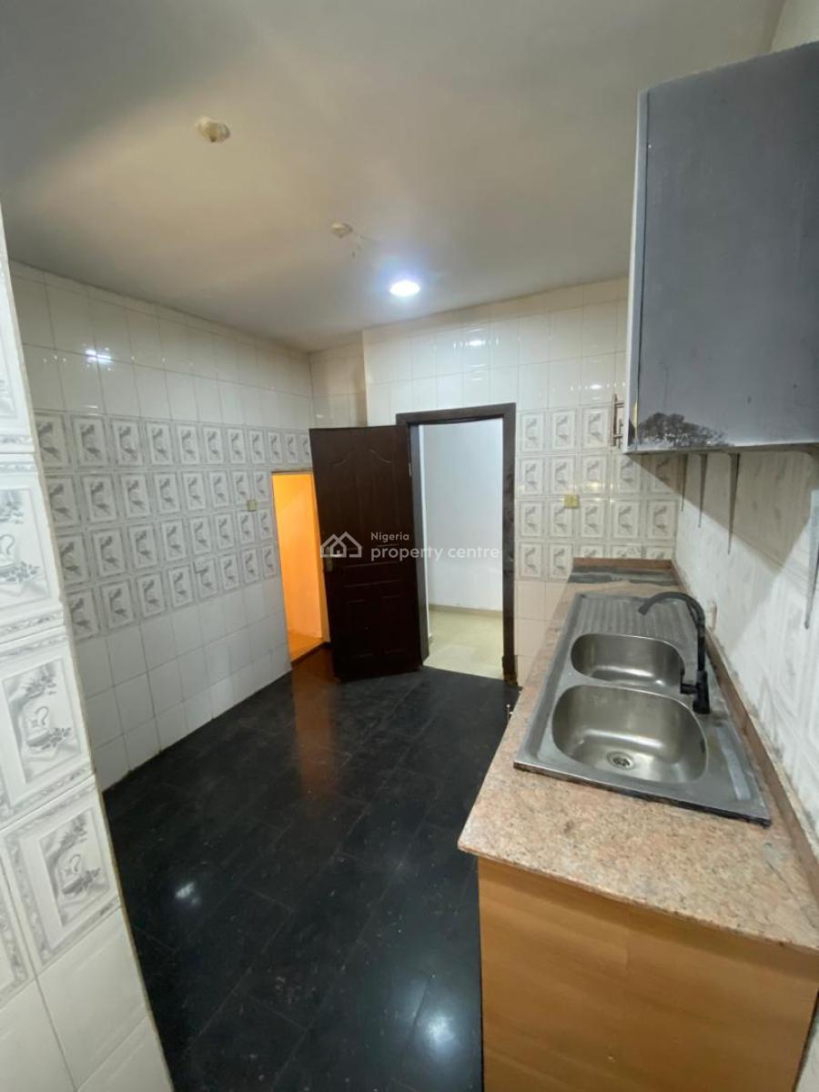 4 Bedroom Apartment with a Bq, Osapa, Lekki, Lagos, Flat / Apartment for Rent