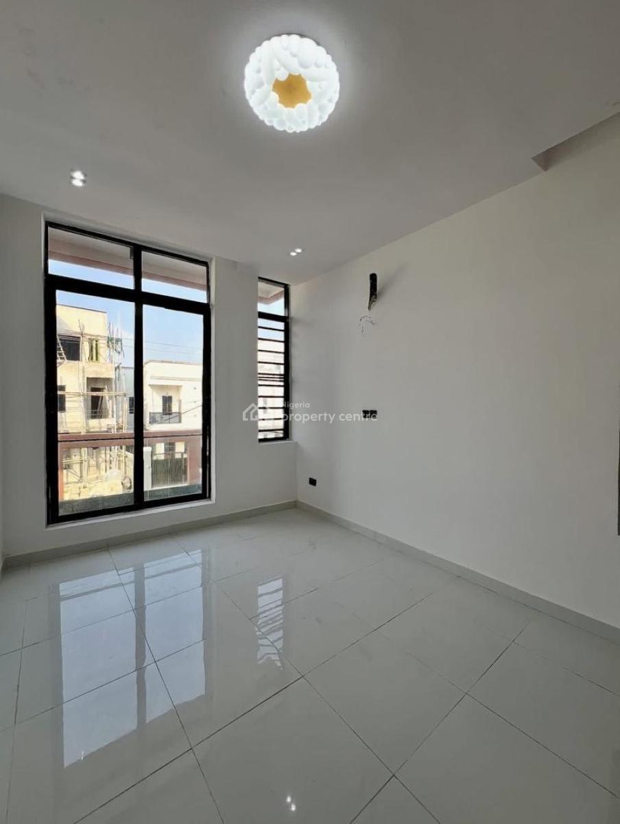 Fully Serviced 2 Bedroom Apartments, Ologolo, Lekki, Lagos, Flat / Apartment for Sale