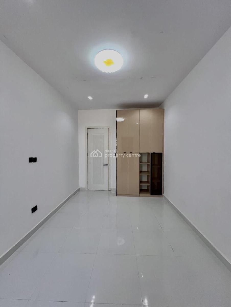 Fully Serviced 2 Bedroom Apartments, Ologolo, Lekki, Lagos, Flat / Apartment for Sale