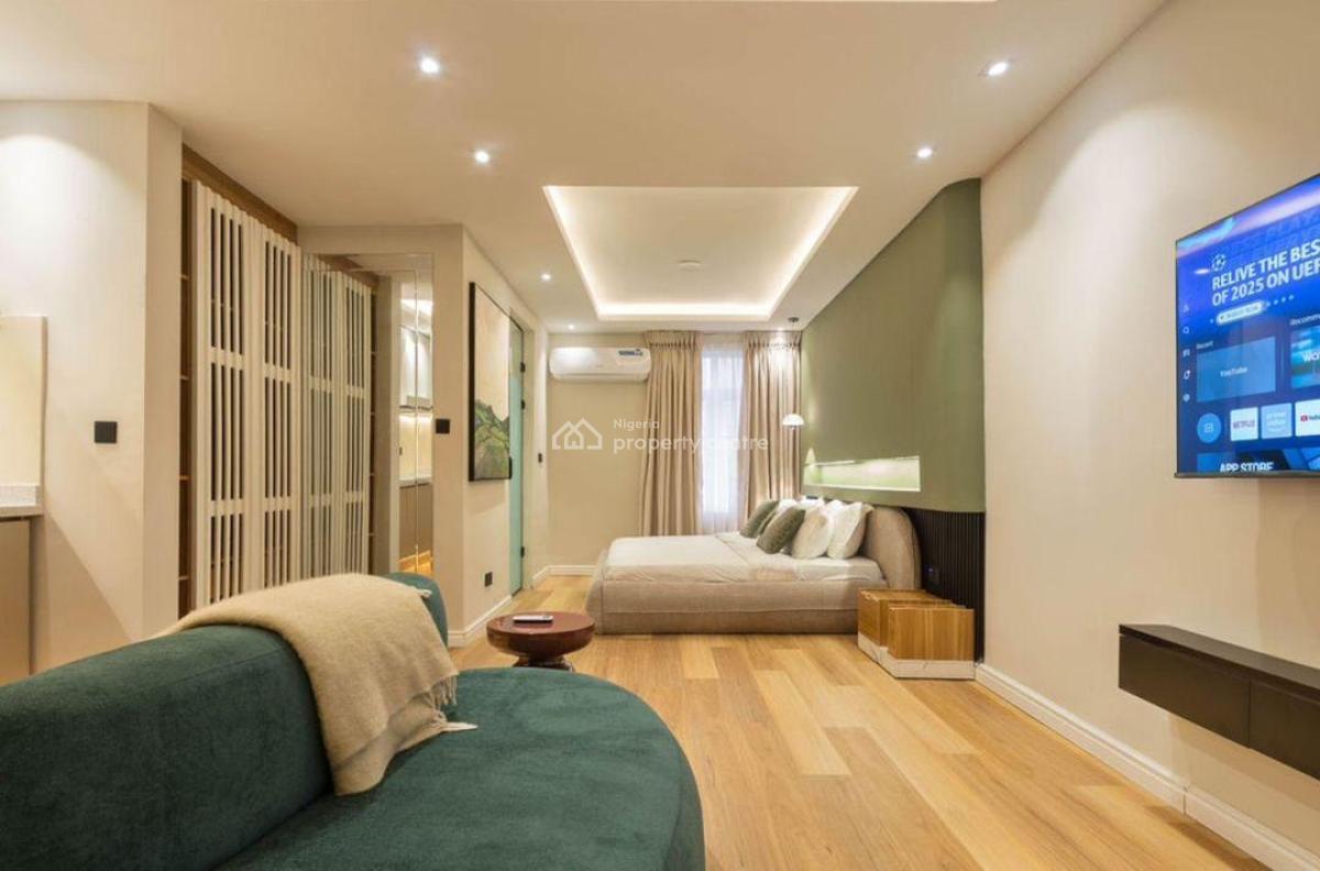 Book This Beautiful 1 Bedroom Apartment with Swimming Pool ‍️, Gy, Lekki Phase 1, Lekki, Lagos, Flat / Apartment Short Let