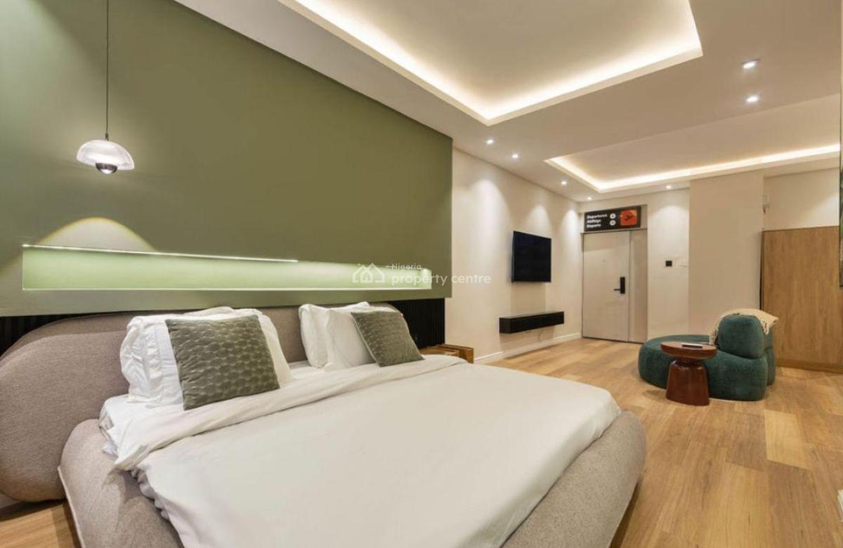 Book This Beautiful 1 Bedroom Apartment with Swimming Pool ‍️, Gy, Lekki Phase 1, Lekki, Lagos, Flat / Apartment Short Let