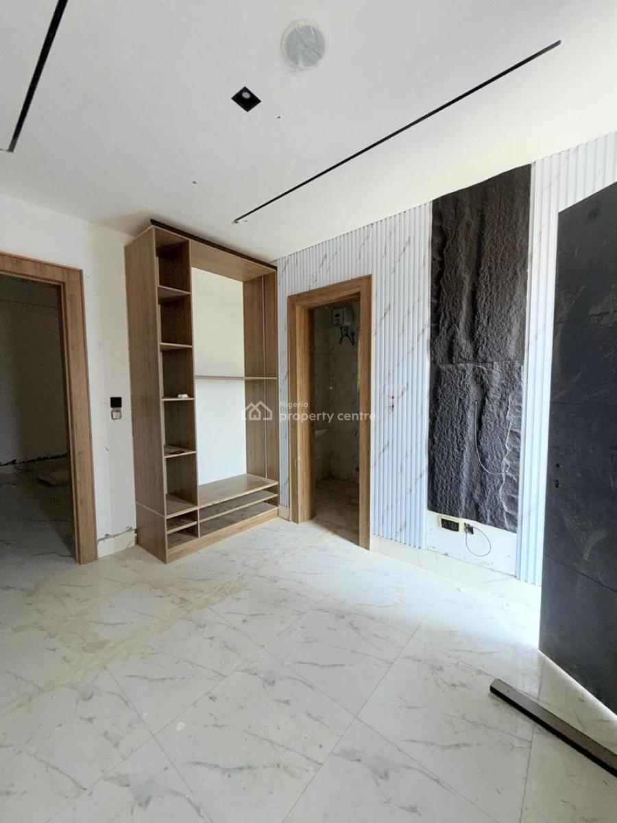 a Opulent 1 Bedroom Apartment, Freedom Way, Lekki Phase 1, Lekki, Lagos, Mini Flat (room and Parlour) for Sale