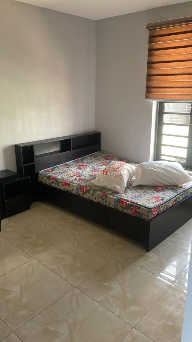 Furnished 2bedroom Flat, Adebisi Street, Alagomeji Yaba, Lagos, Alagomeji, Yaba, Lagos, Flat / Apartment for Rent