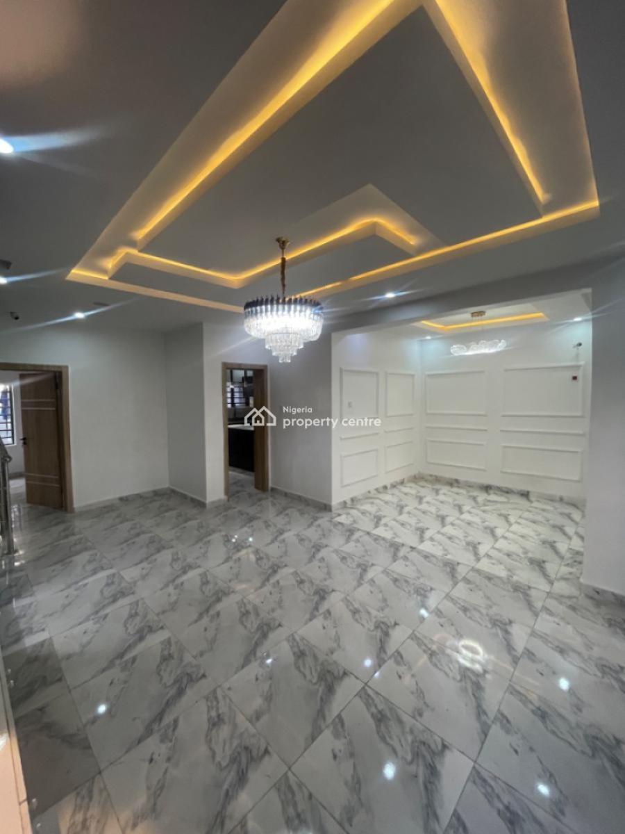 5 Bedrooom Semi Detached House with 2bq, Ajah, Lagos, Semi-detached Duplex for Sale