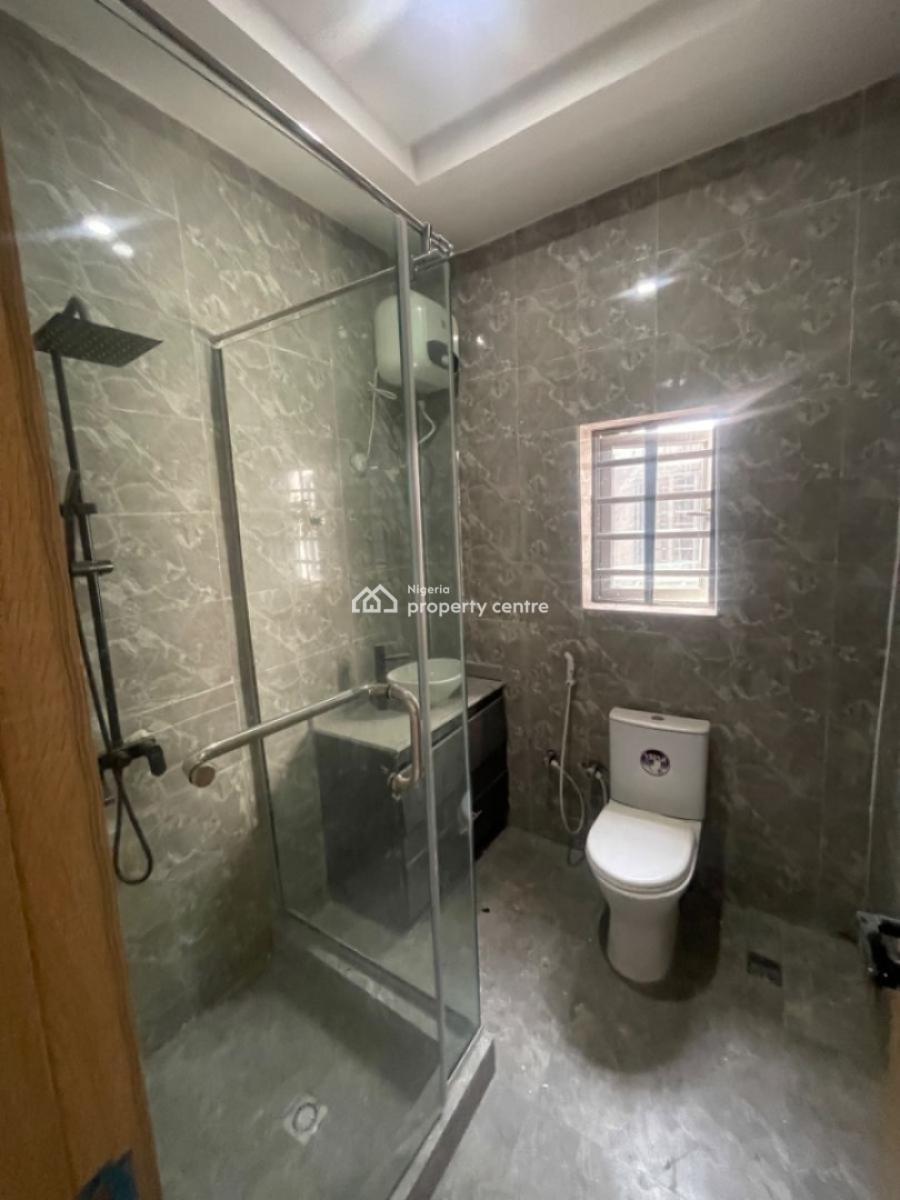 5 Bedrooom Semi Detached House with 2bq, Ajah, Lagos, Semi-detached Duplex for Sale