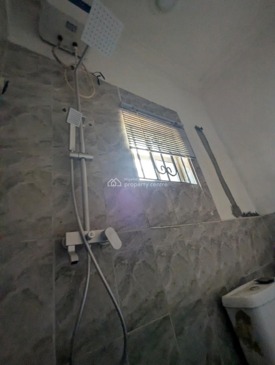 You Found a  2 Bedroom in a Quiet Environment, Ogombo, Ajah, Lagos, Flat / Apartment for Rent