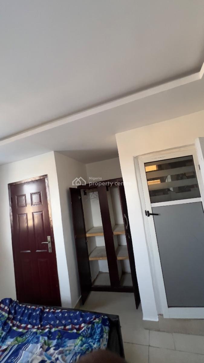 Newly Renovated Self Contained for Female, 6 Alaka Street, Abule Ijesha Off Fola Agoro, Yaba Lagos, Abule Ijesha, Yaba, Lagos, Self Contain (single Rooms) for Rent