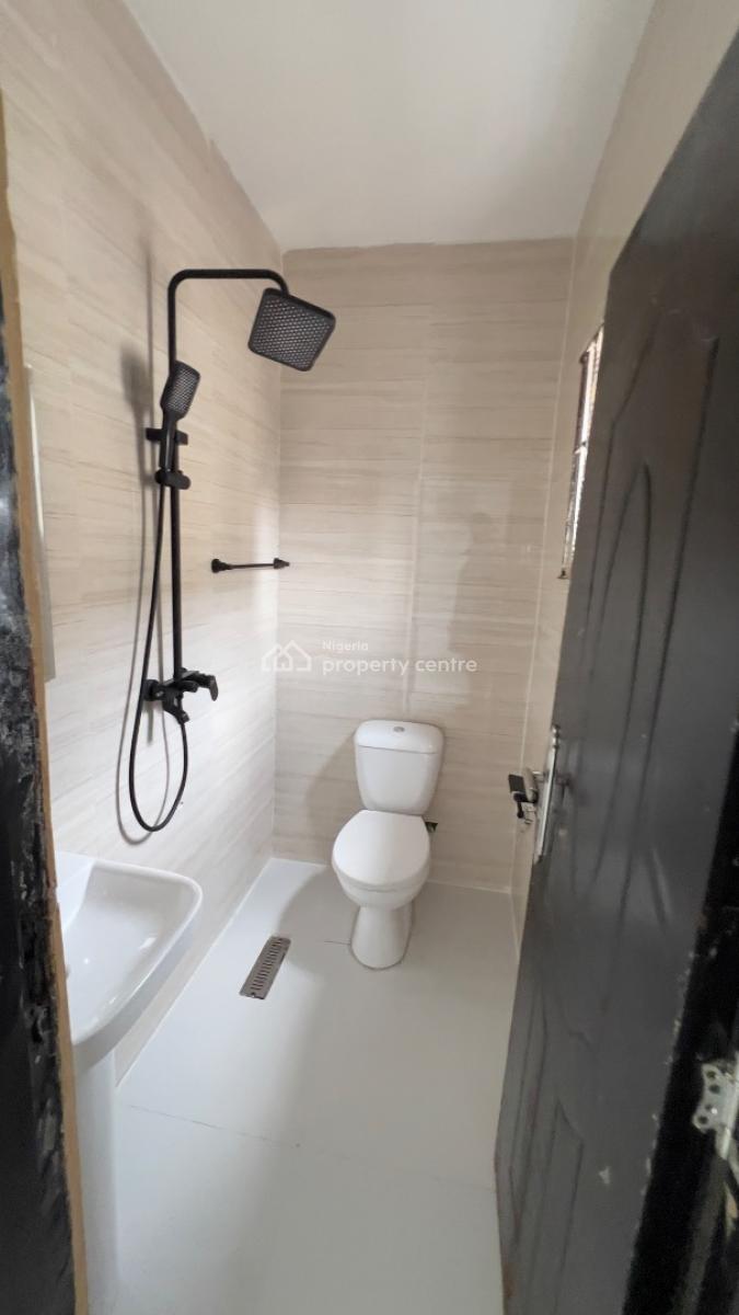 Newly Renovated/serviced One-room Self Contained for Female, 6 Alaka Street, Off Fola Agoro, Abule Ijesha, Yaba, Lagos, Self Contain (single Rooms) for Rent