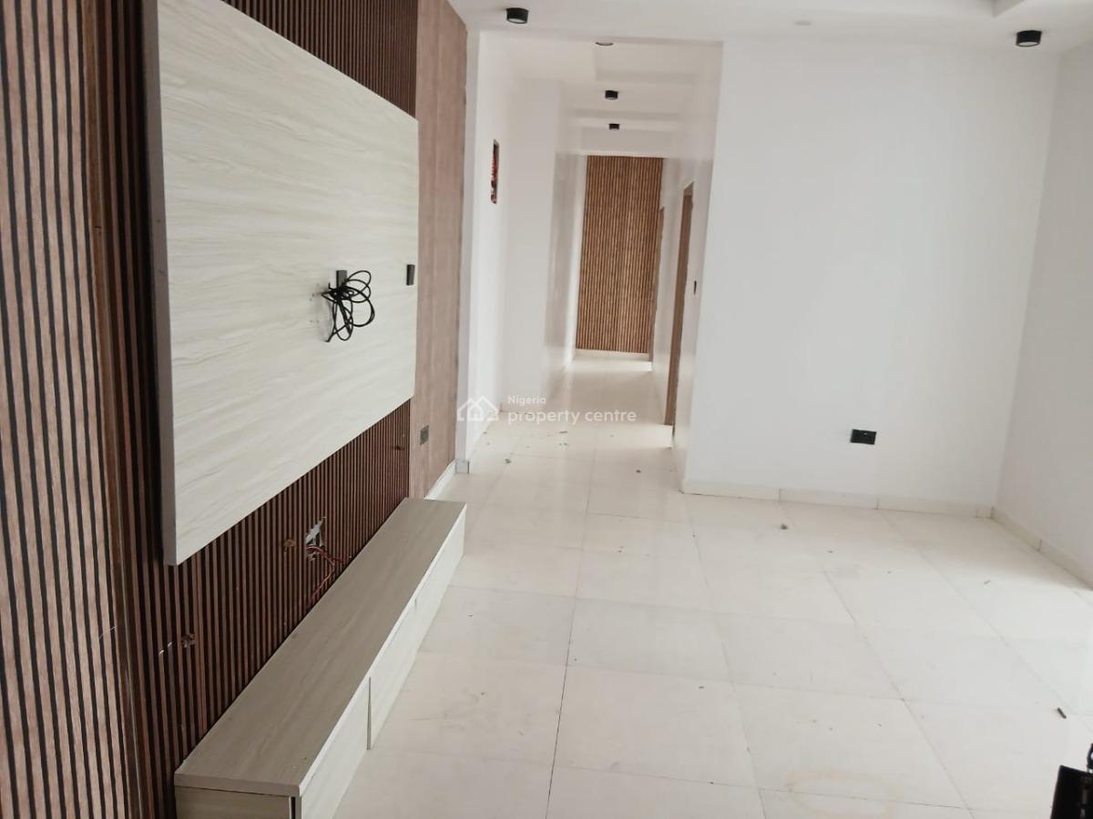 Luxury 2 Bedroom Apartment, Cyber Ville Estate Elegushi Beach Road, Ikate Elegushi, Lekki, Lagos, Flat / Apartment for Sale