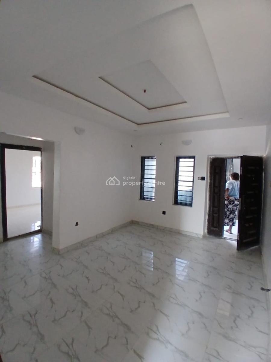 Luxury 2 Bedroom Apartment Upstairs, Sea Side Estate Badore, Badore, Ajah, Lagos, Flat / Apartment for Rent