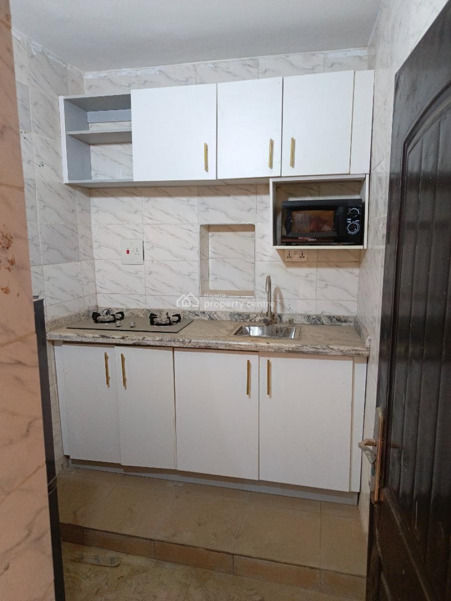 Clean Serviced 2 Bedroom, Comes with Acs and Generator, Utako Tarred Road, Utako, Abuja, Flat / Apartment for Rent