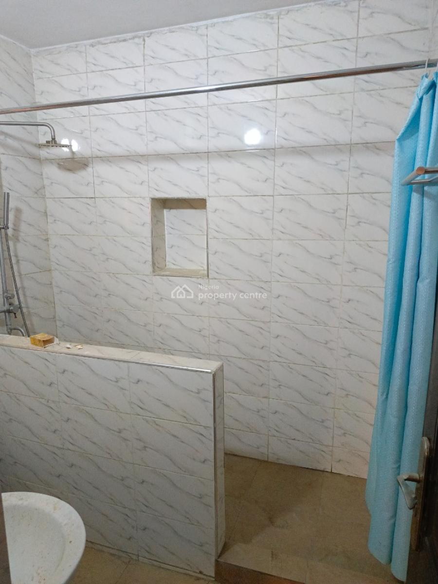 Clean Serviced 2 Bedroom, Comes with Acs and Generator, Utako Tarred Road, Utako, Abuja, Flat / Apartment for Rent