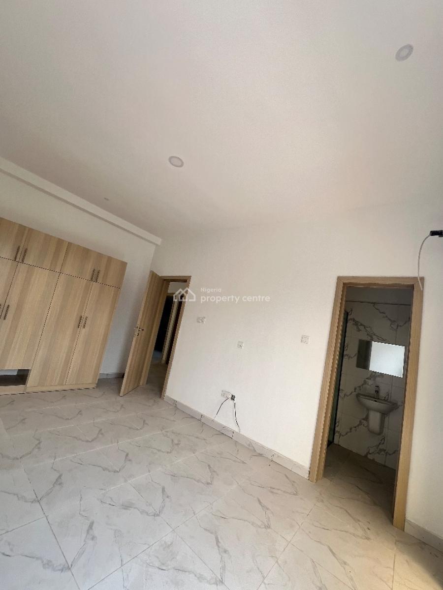 a Well Built Room and Parlor, Abraham Adesunya Ajah, Lekki Phase 2, Lekki, Lagos, Mini Flat (room and Parlour) for Rent