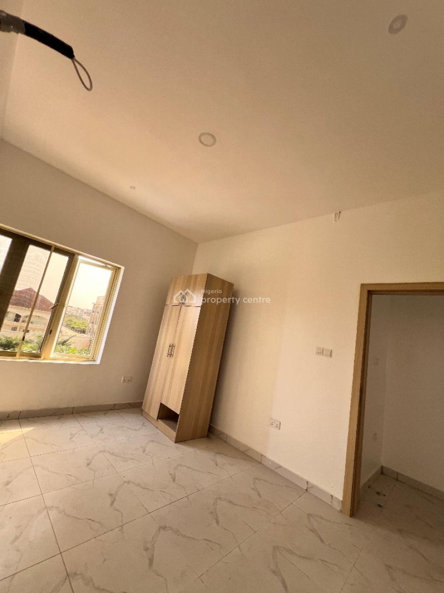 a Well Built Room and Parlor, Abraham Adesunya Ajah, Lekki Phase 2, Lekki, Lagos, Mini Flat (room and Parlour) for Rent