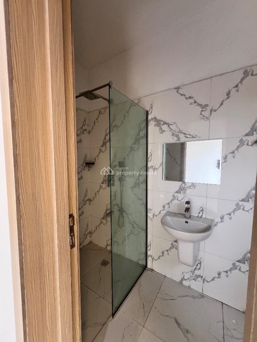 a Well Built Room and Parlor, Abraham Adesunya Ajah, Lekki Phase 2, Lekki, Lagos, Mini Flat (room and Parlour) for Rent