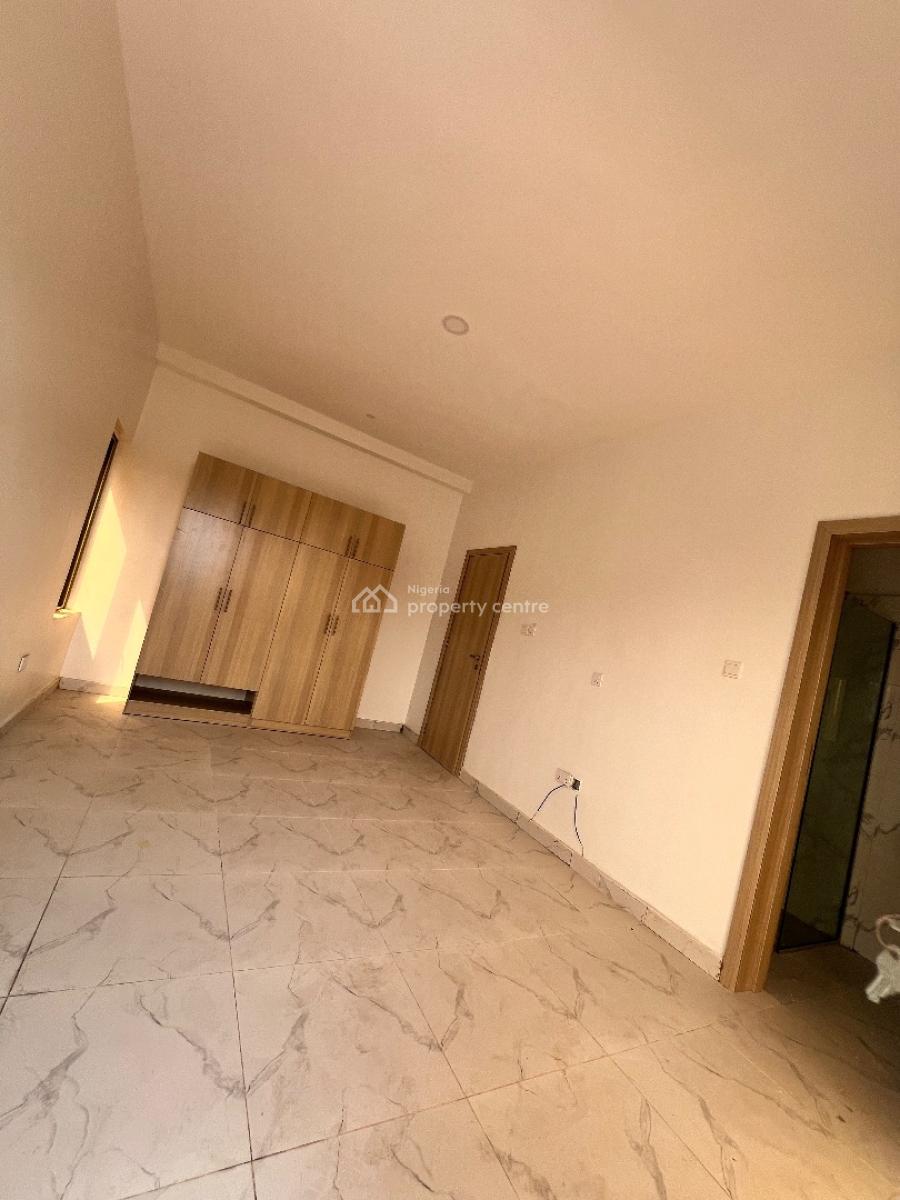 a Well Built Room and Parlor, Abraham Adesunya Ajah, Lekki Phase 2, Lekki, Lagos, Mini Flat (room and Parlour) for Rent