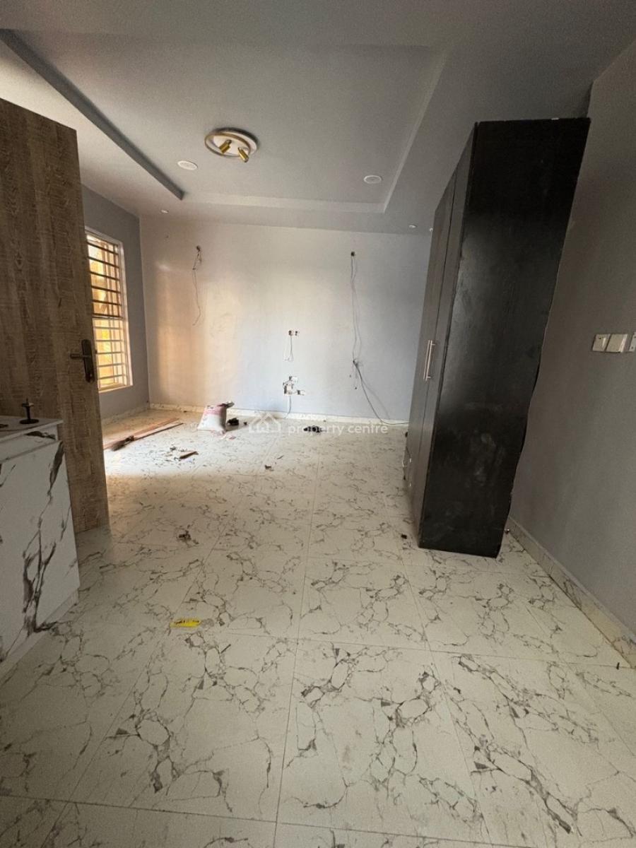 Spacious Studio Apartment, Orchid Road, Lekki, Lagos, Flat / Apartment for Rent