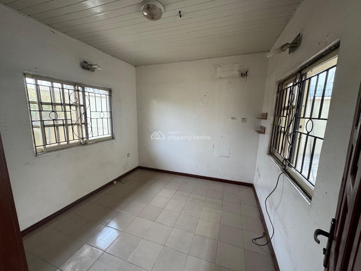 a Room Selfcon in Lekki Phase 1., Lekki Phase 1, Lekki, Lagos, Self Contain (single Rooms) for Rent