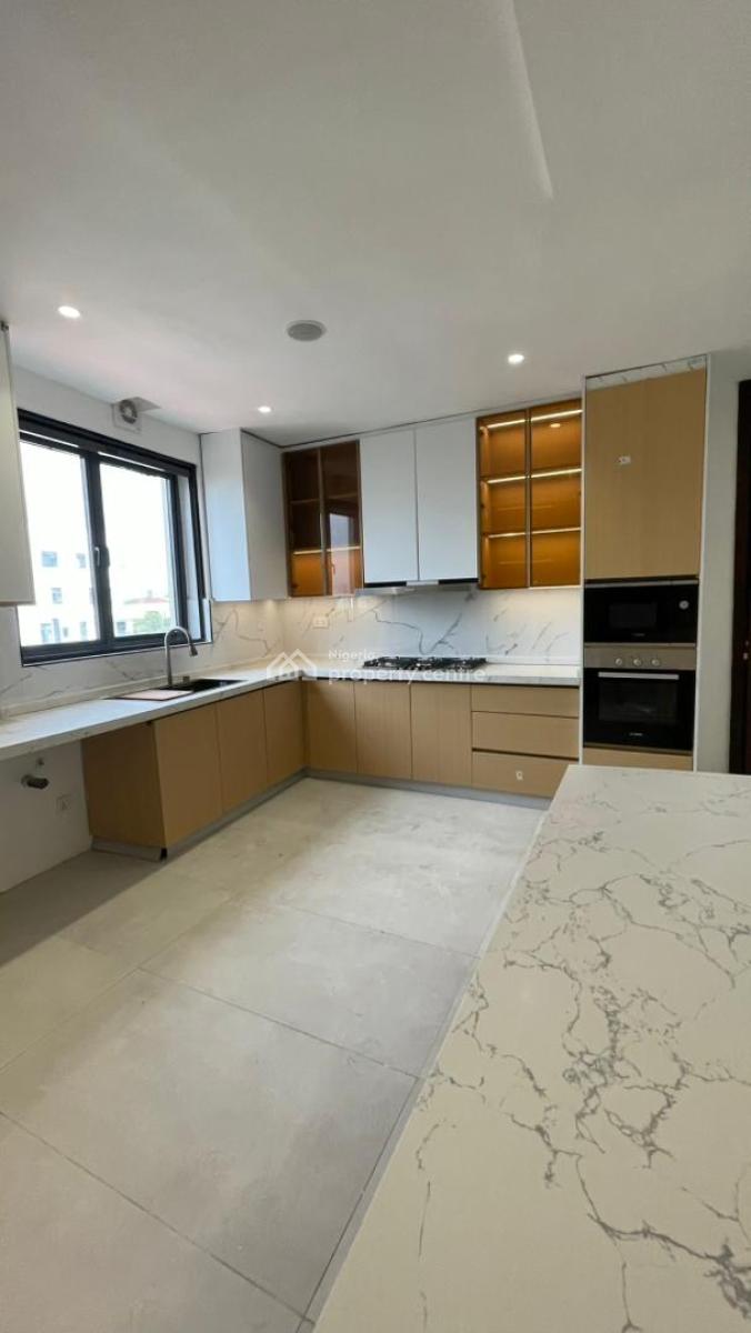 4-bedroom Maisonette + Bq -- Old Ikoyi, Old Ikoyi, Ikoyi, Lagos, Flat / Apartment for Sale