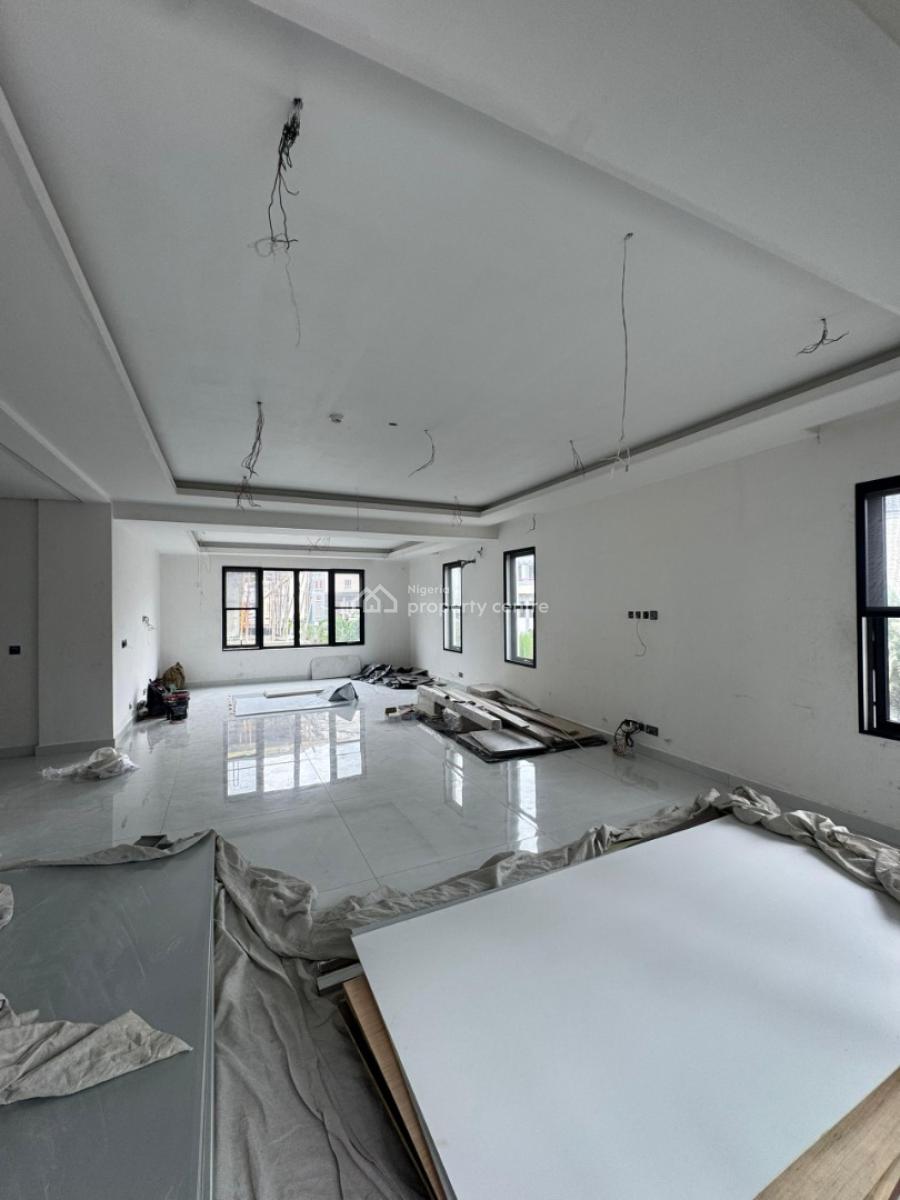 Aesthetically Pleasing 4 Bedroom Maisonette Within Exclusivity, Banana Island, Ikoyi, Lagos, Flat / Apartment for Sale