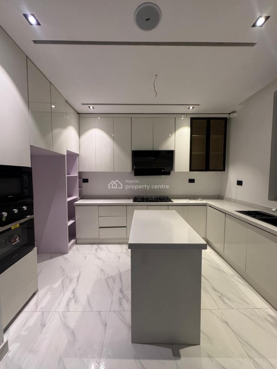 Brand New 2bed Apartment  Pool  Gym, Lekki Phase 1, Lekki, Lagos, Flat / Apartment for Rent