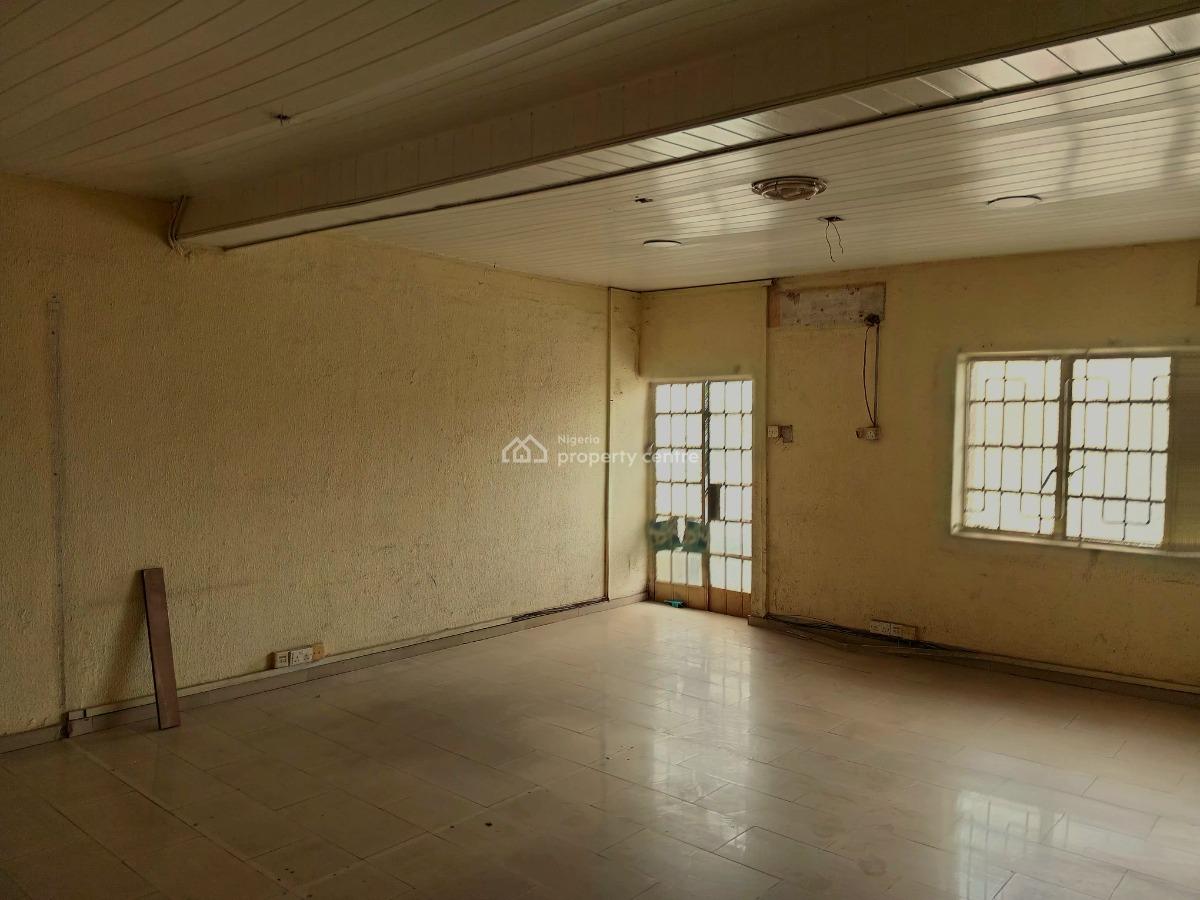 3 Bedroom Office Space Along Toyin Steer, Ikeja, on Toyin Street, Ikeja, Lagos, Flat / Apartment for Rent