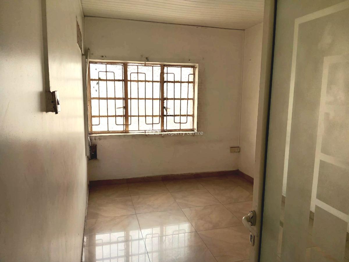 3 Bedroom Office Space Along Toyin Steer, Ikeja, on Toyin Street, Ikeja, Lagos, Flat / Apartment for Rent