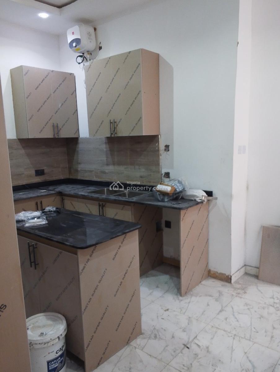 5 Bedroom Duplex, Alh Kareem Street, Olowora, Magodo, Lagos, Detached Duplex for Sale