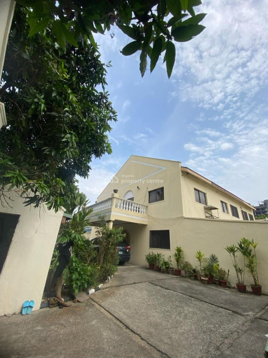8-bedroom House with 2bqs, Vi, Victoria Island (vi), Lagos, House for Sale