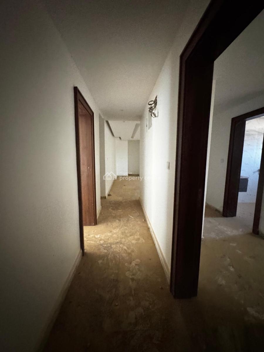 Newly Built Spacious 3bedrooms Flats with a Room Boys Quarter, Wuye, Abuja, Block of Flats for Sale