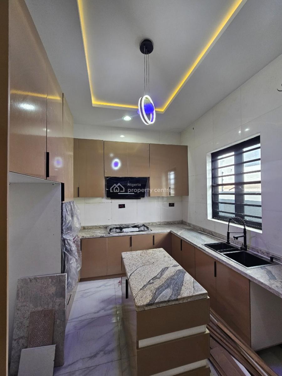 4bedrooms Semi Detached Duplex, Ikota, Lekki, Lagos, Semi-detached Duplex for Rent