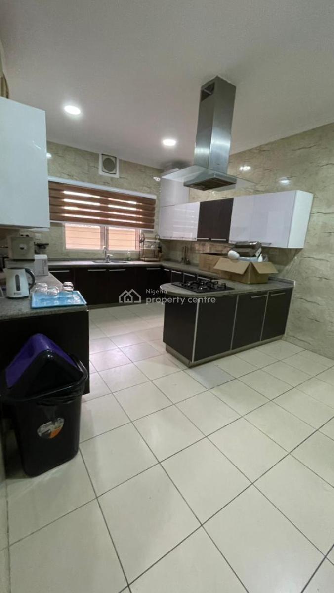 3-bedroom Apartment + Bq -- Old Ikoyi, Old Ikoyi, Ikoyi, Lagos, Flat / Apartment for Sale