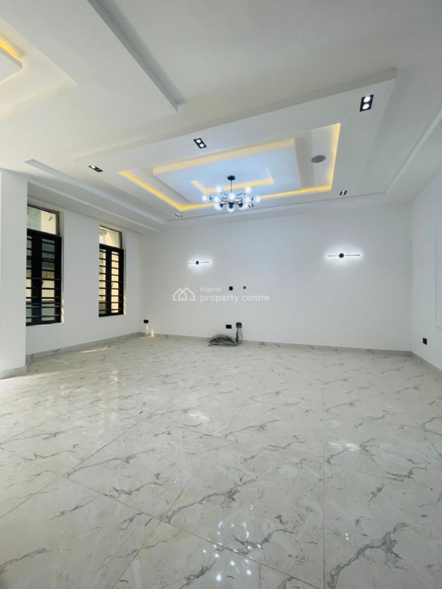 Well Spacious 4 Bedroom Terrace Duplex, Ologolo, Lekki, Lagos, Terraced Duplex for Sale