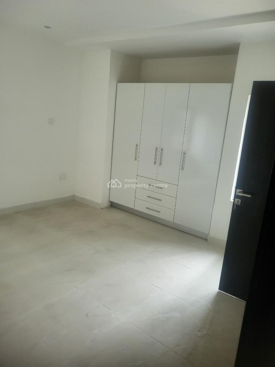 3 Bedrooms Flat Plus Bq, Off Obafemi Awolowo Road, Alausa, Ikeja, Lagos, Flat / Apartment for Rent