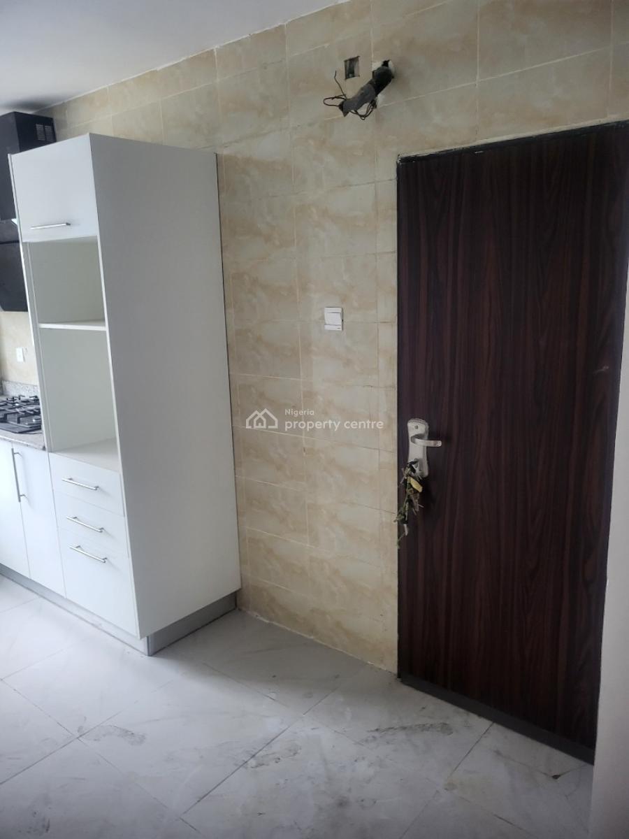 3 Bedrooms Flat Plus Bq, Off Obafemi Awolowo Road, Alausa, Ikeja, Lagos, Flat / Apartment for Rent