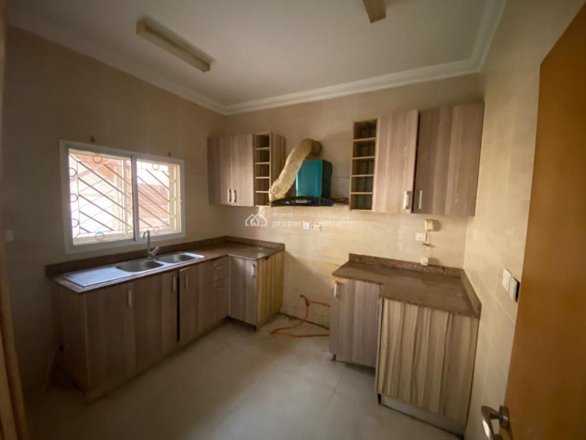 Well Maintained 3 Bedroom Terrace Duplex with a Room Bq, Osapa London, Osapa, Lekki, Lagos, Terraced Duplex for Rent