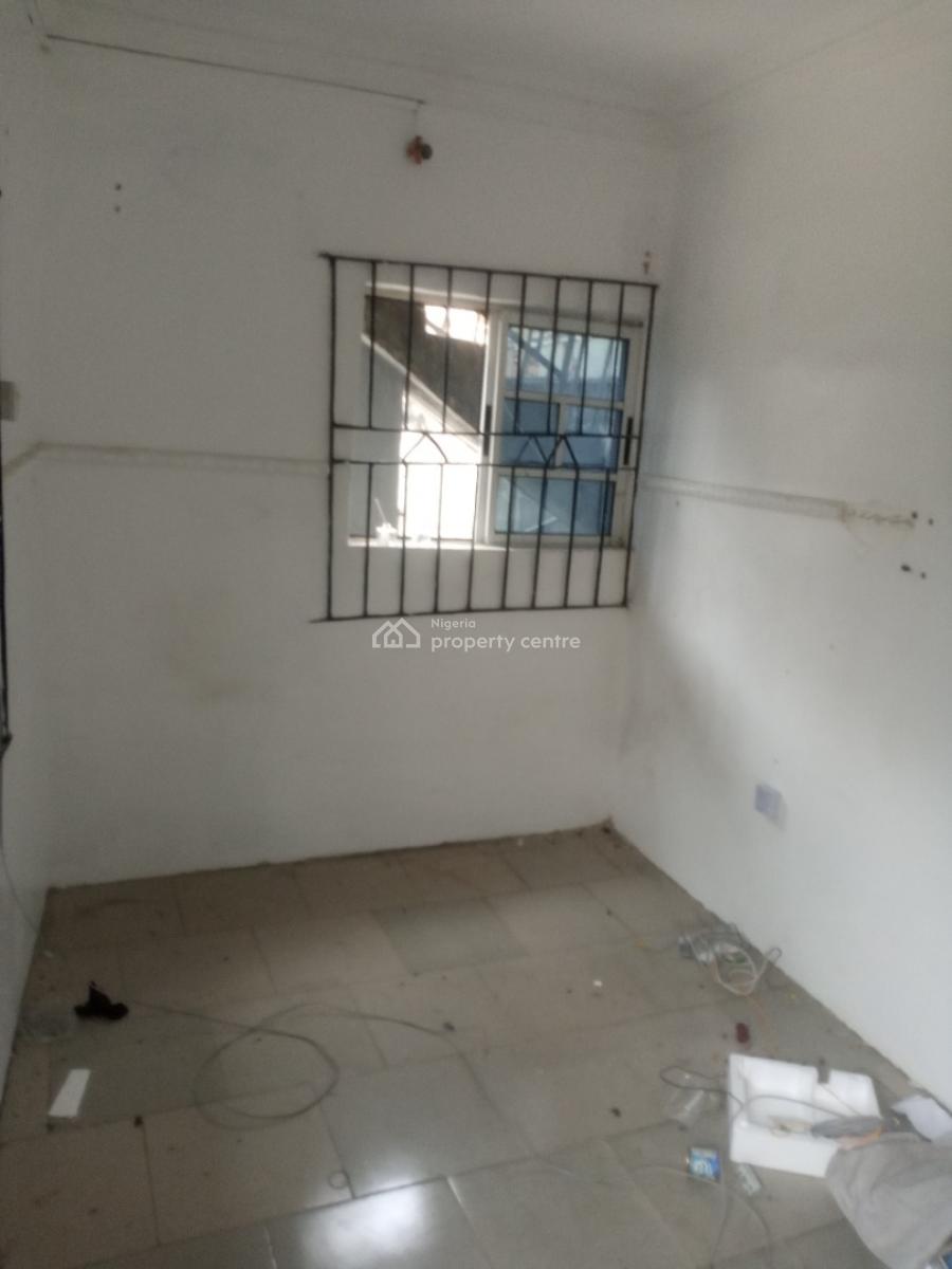 Mini Flat, Bode Thomas, Surulere, Lagos, Mini Flat (room and Parlour) for Rent