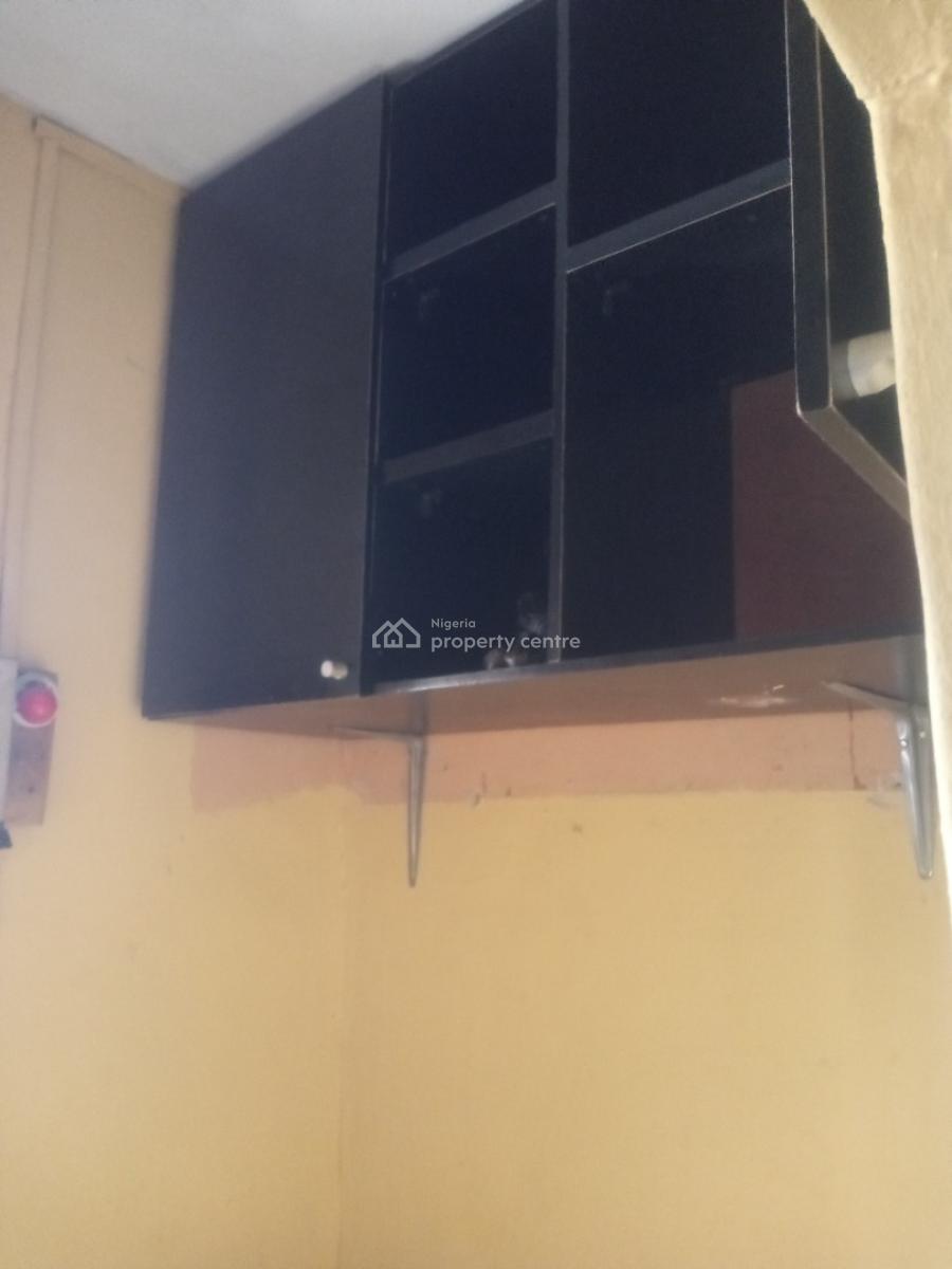 Mini Flat, Bode Thomas, Surulere, Lagos, Mini Flat (room and Parlour) for Rent