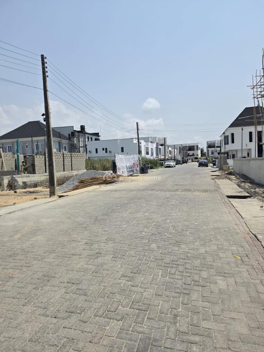 Beautiful 3-bedroom Terrace + Studio Apartment, Coaster Road, Victoria Island (vi), Lagos, House for Sale